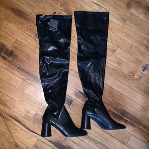 Over the knee Zara black boots Size 8. New with tags